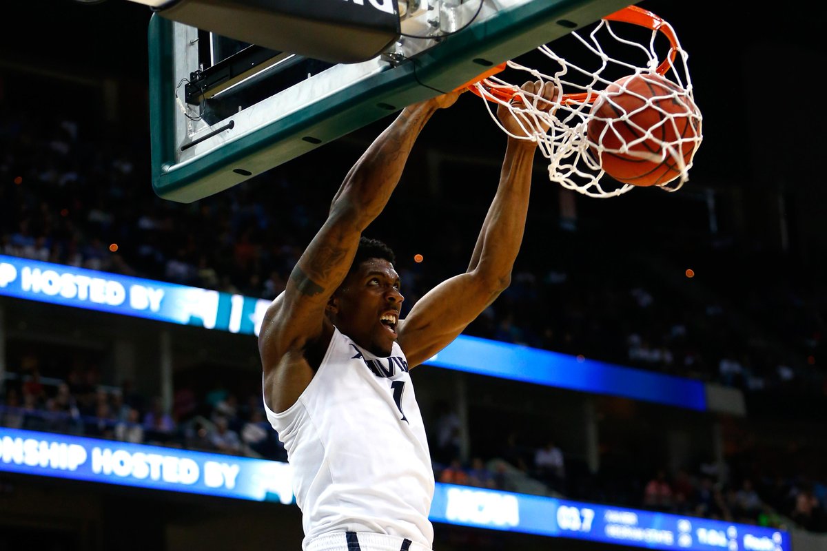 SportsCenter's tweet photo. 6 Xavier sends 14 Georgia State home after 75-67 win. Musketeers advance to 5th Sweet 16 since 2008 to play Arizona. http://t.co/SXNmIjLPTQ