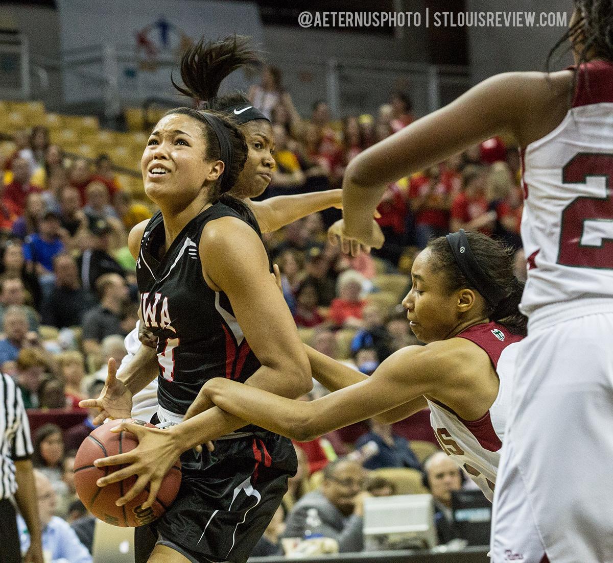 aeternusphoto's tweet photo. Powerhouse Napheesa Collier scored half of the #RedKnights  points in championship win #catholicstl #CatholicHoops http://t.co/QxkYFJyTlA