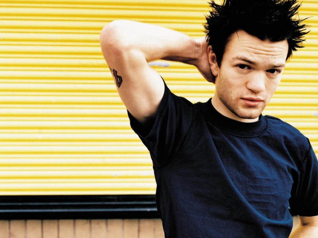 Happy 35th birthday to Deryck Whibley of    