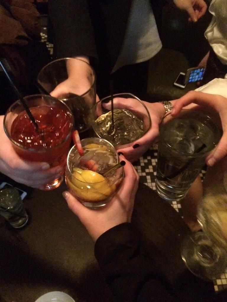 TheLoopRC's tweet image. The social has begun!!!! @BarLouieChicago