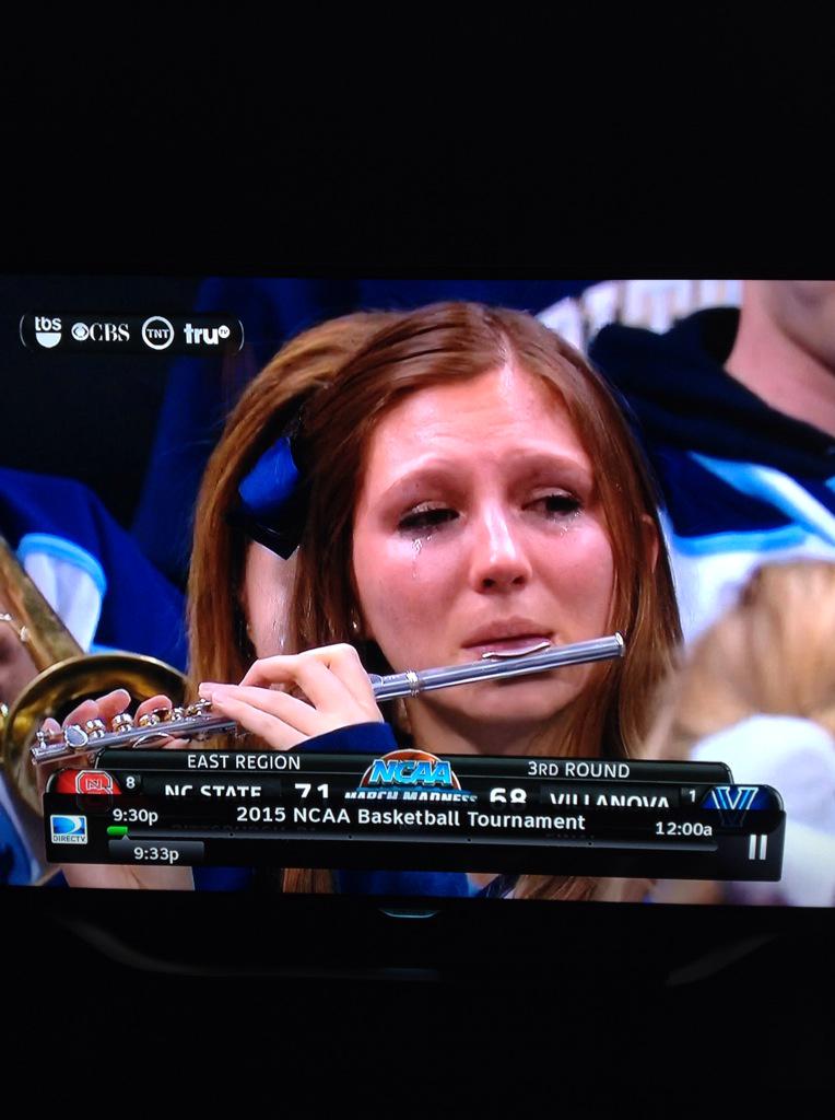 stacey_walley's tweet image. Was it really necessary to show the tears falling from the piccolo player?! #MarchMadness #VillanovaWildcatsBand