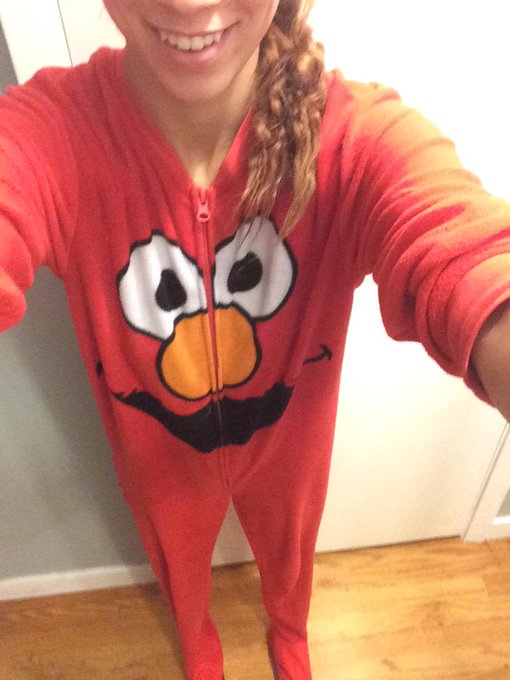 Told momma I wanted a onezie and bitch gets me elmo lol I think I can rock wit it tho. http://t.co/V<a href="/tag/natural"class="tags"><span>#natural</span></a><a href="/tag/nomakeup"class="tags"><span>#nomakeup</span></a><a href="/tag/curlyhairdontcare"class="tags"><span>#curlyhairdontcare</span></a><a href="/tag/curlsf"class="tags"><span>#curlsf</span></a>