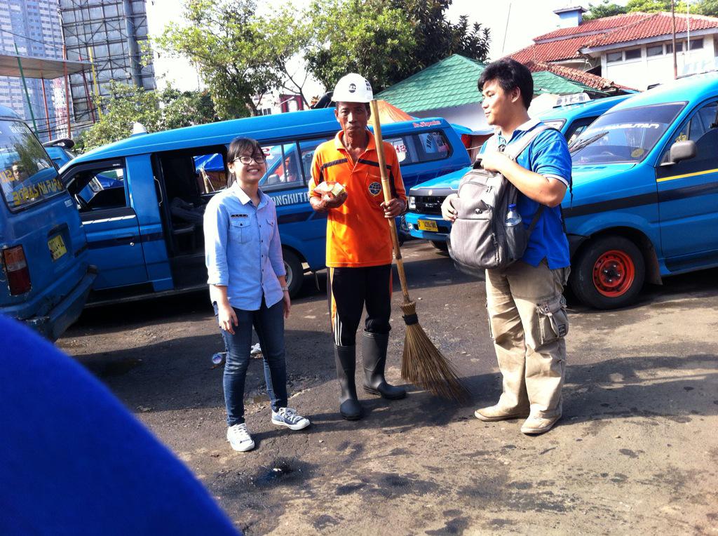 devimav's tweet photo. @HMDFISIKAUI MISSION COMPLETE!! #TimbulGraphene #kelompok7 🎉🎉🎉🎉 http://t.co/RuZGvsS3Cz