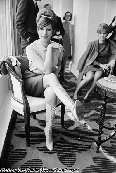 HistoryInPics's tweet photo. "I am simple, complex, generous, selfish, unattractive, beautiful, lazy, and driven" - Barbra Streisand, 1966. http://t.co/cooLY0zKYf