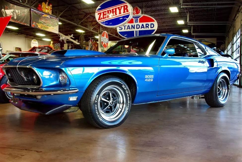 dailymustangs's tweet photo. Blue Boss 429 http://t.co/DUdIDL3wop