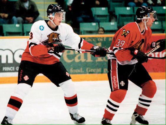 RiderFanBob's tweet photo. .@HarleyLynn_2 here's an old #EricBrewer photo from his .@PGCougars days http://t.co/BAlRXe7ltc