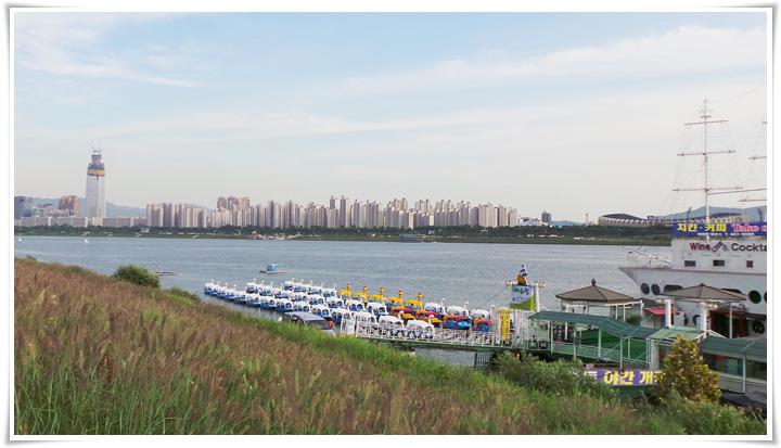 잠실아파트 전경 사진입니다. 잠실아파트에 대한 모든 뉴스를 십속하게 배달하는 잠실아파트 뉴스속보 포털을 준비하고 있습니다.