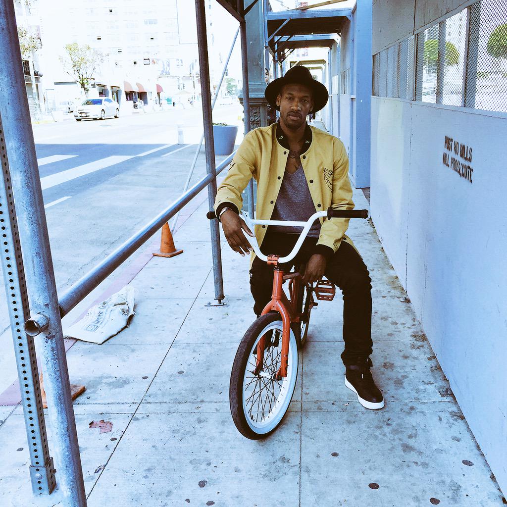 ReservedbyMateo's tweet photo. Cruising Downtown earlier... http://t.co/4VTO8IlZGn