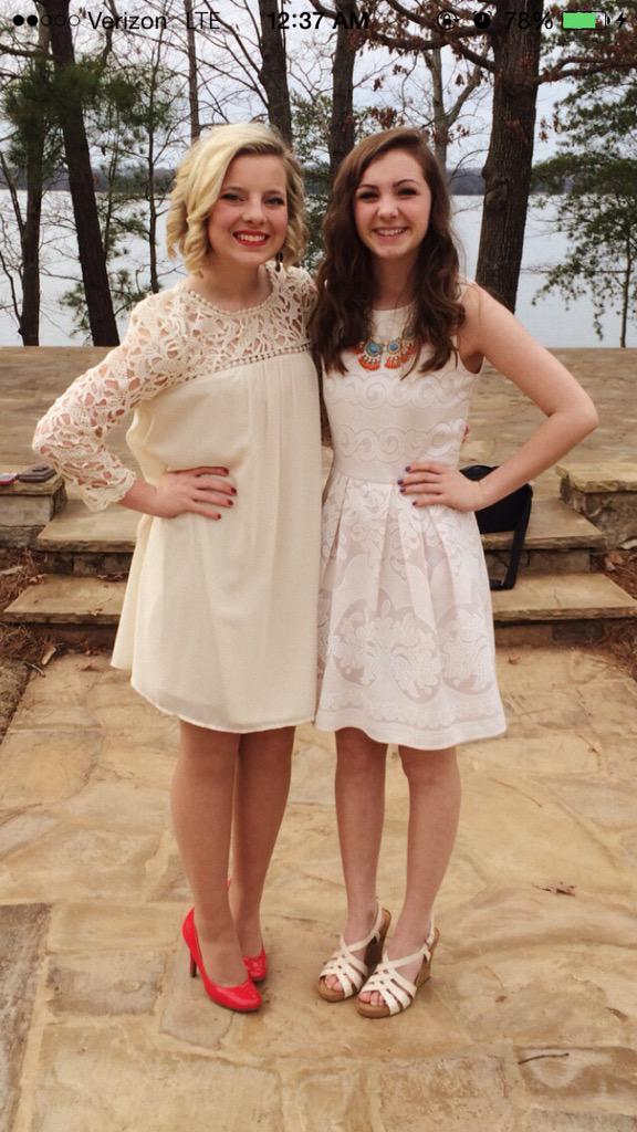 olivia_synan's tweet photo. Can't even describe how thankful I am for my best friend since forever 💕 #SouthsidePC2015 http://t.co/GjOXfKQGbK
