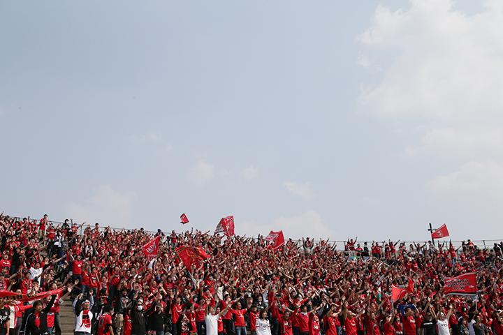 浦和レッズオフィシャル サンフレッチェ広島戦 エディオンスタジアム広島にてキックオフ サイトメンバーズ 試合情報 にて リアルタイム テキスト速報中 Http T Co Z6akjzexzk Urawareds Http T Co M8hcc1codb