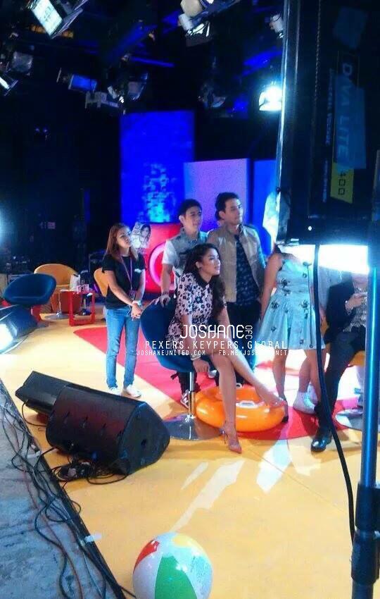 joshaneOFC's tweet photo. Hello, Jane! 🌸🌸 http://t.co/RadLLTmIKe
