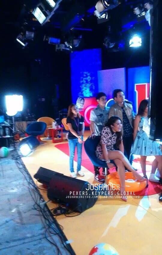 joshaneOFC's tweet photo. Hello, Jane! 🌸🌸 http://t.co/RadLLTmIKe