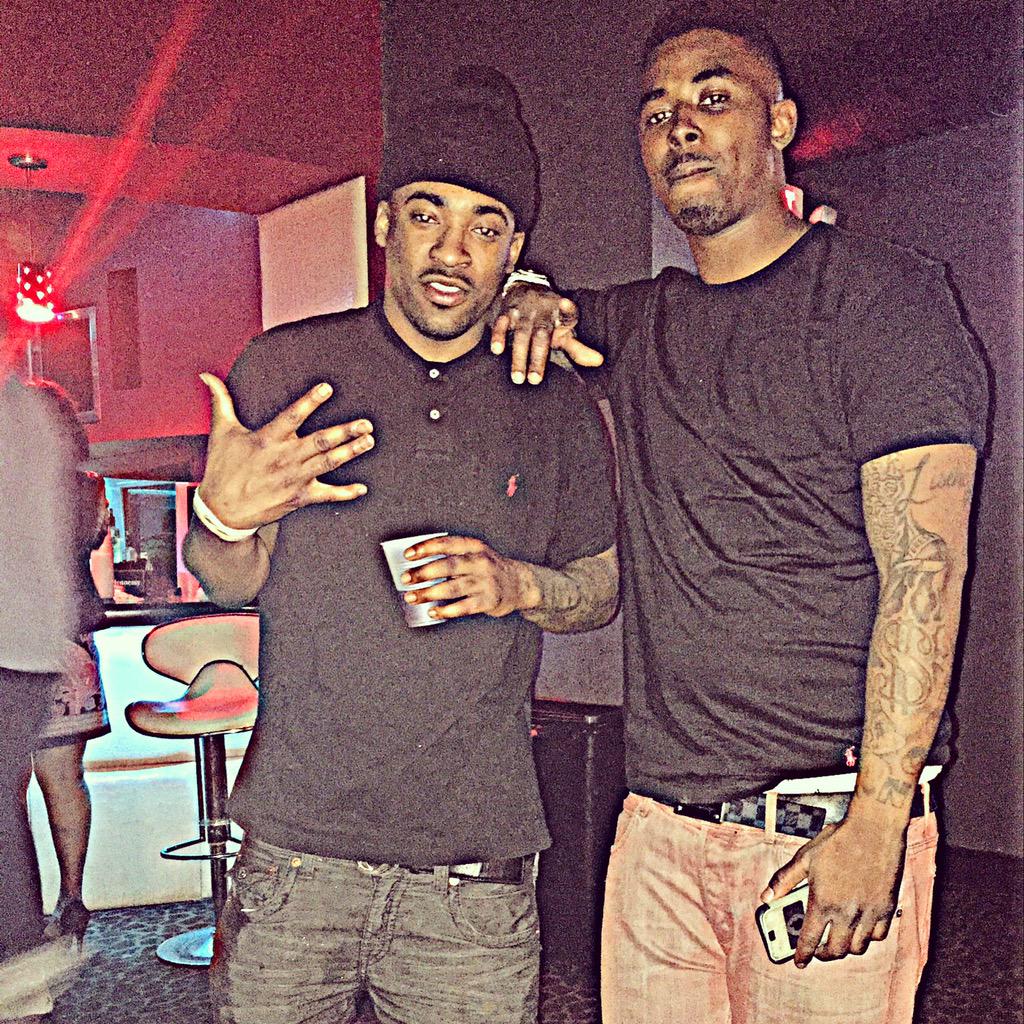 Babyheavy_101's tweet image. #DiamondsOfAtlanta @tmtfletch 👊💸💯💪