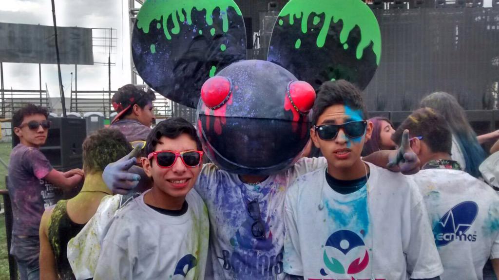 Ecolorfest's tweet photo. Más temprano en el @Ecolorfest http://t.co/2frlSvnRIy