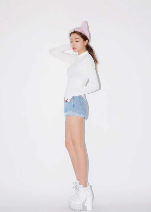 xSK_psora's tweet photo. [STYLENANDA] Distressed Denim Shorts http://t.co/dNIITrS1DC
