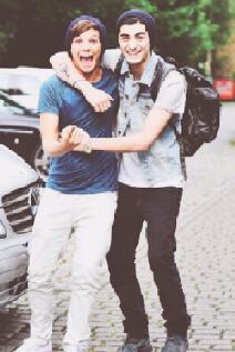 NunYoBizzNiz's tweet image. 1D made me fall in love with their songs!:$
#iloveonedirection !