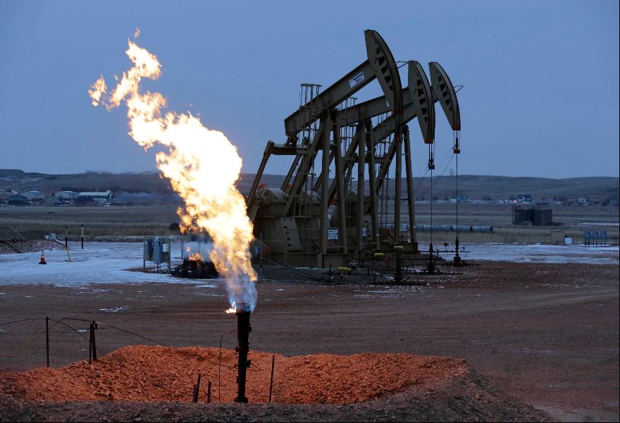 These oil and gas companies account for roughly half the world’s crude oil production: onforb.es/1EyUgB1