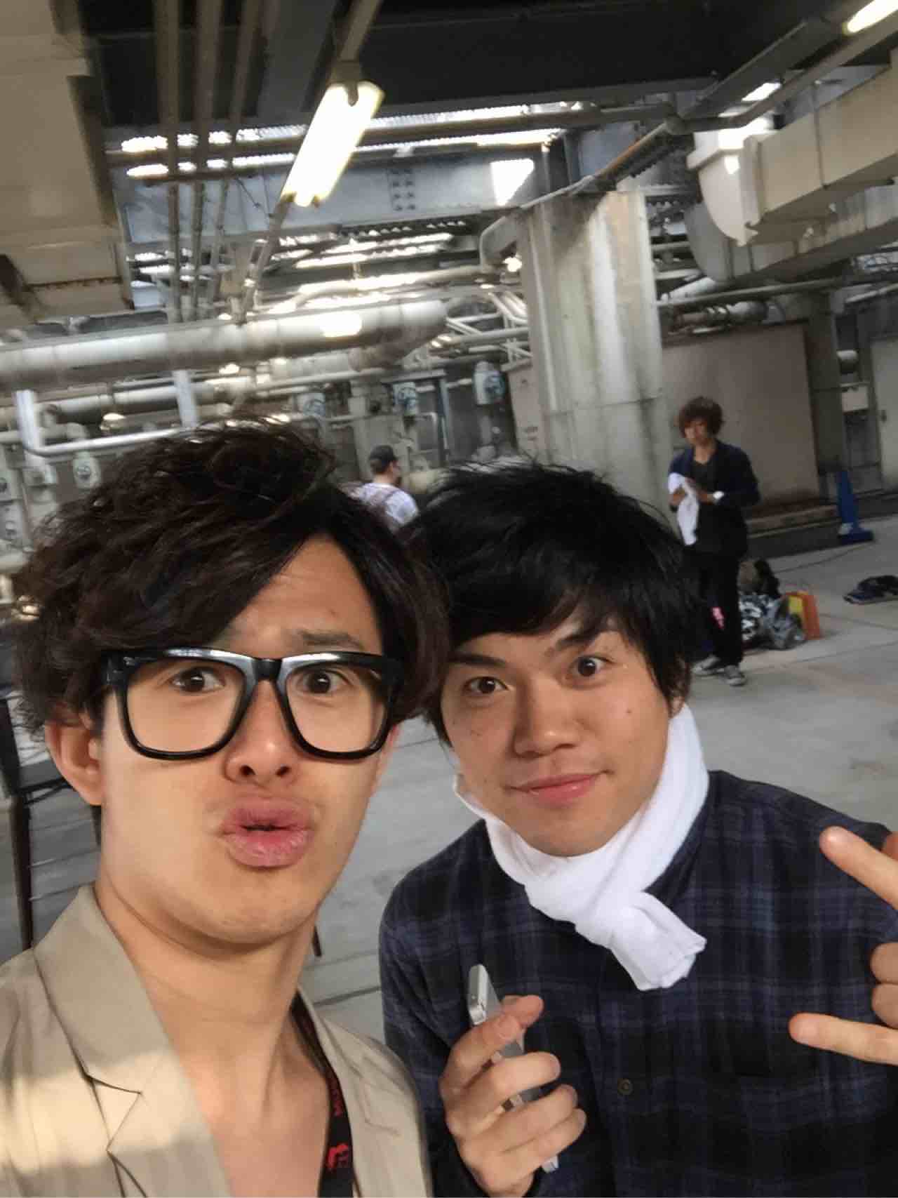 Blue Encount 久々に再会した Blue Encount Amp Keytalkの熊本出身ボーカルコンビ 熊本勢が本日のミュージックキューブを熱くするよっ フガフガっ 田辺 Http T Co Fwqd819fez Twitter