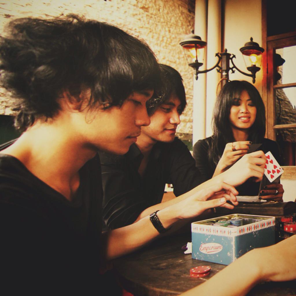 #AroundTheSchitzoland : <a href="/Vierratale/">VIERRATALE</a>