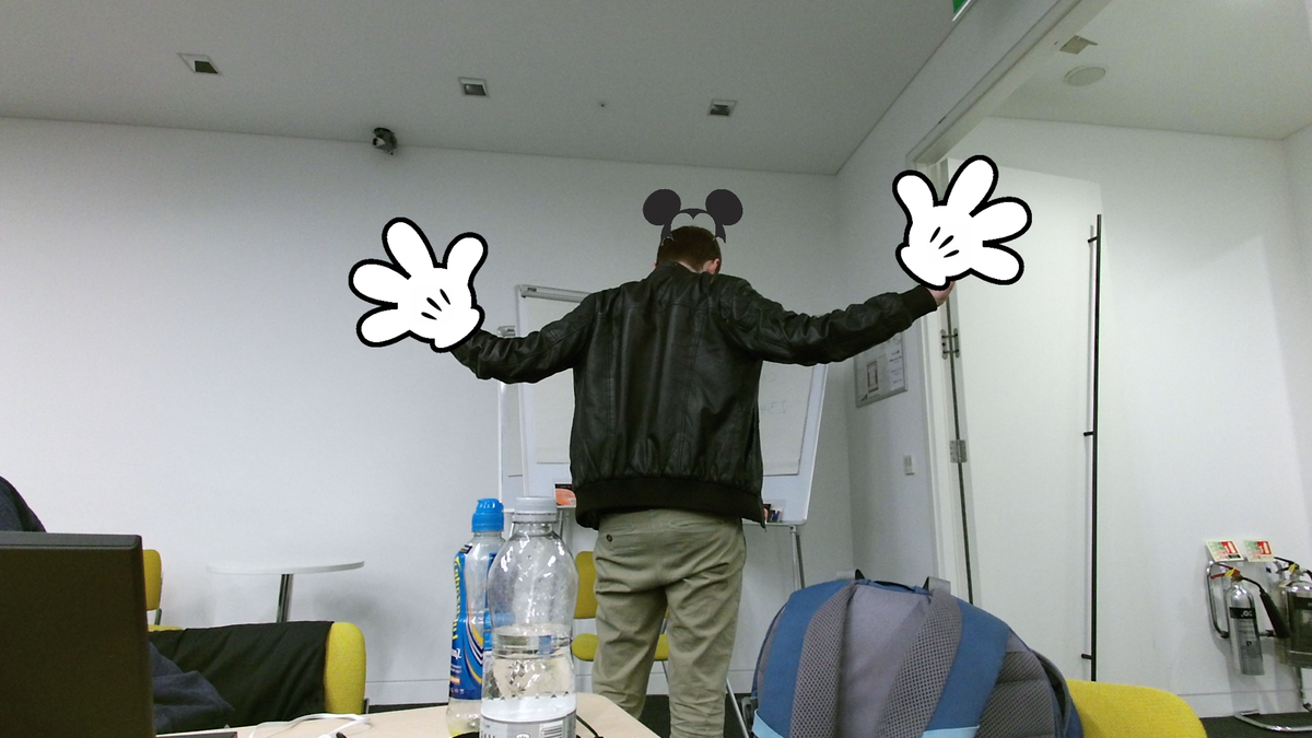 KinectHackWaver's tweet image. Kinect-to-Twitter integration! #KinectHackLondon