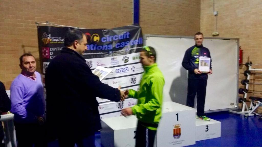salvaaguilella's tweet photo. Enhorabona als campions locals en Duatló d #Onda http://t.co/m9kinw41wy