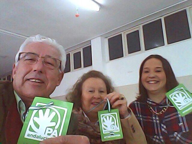 jromero_LB's tweet photo. #ApoderadoradosPA andalucistas #LosBarrios vamos!!! http://t.co/1BnDkdDK5L