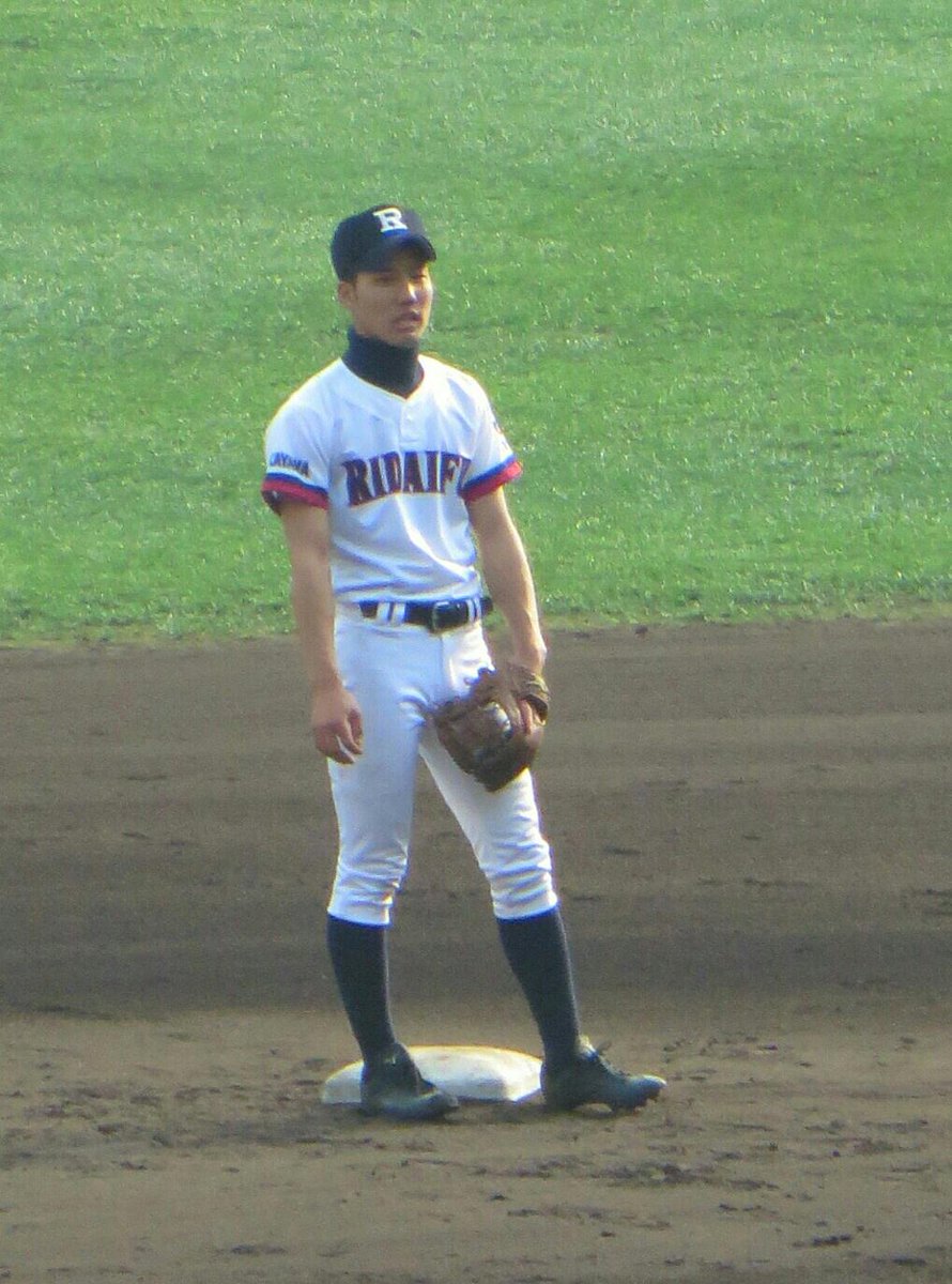 ひらっち Sur Twitter 岡山理大附 ショート森田の動きが良かった ユニフォームの着こなしと打席に入ったときの背中がカッコええわ 高田 藤岡に続いて理大附から亜大に進学でどーや Http T Co Rln1tvwj5i