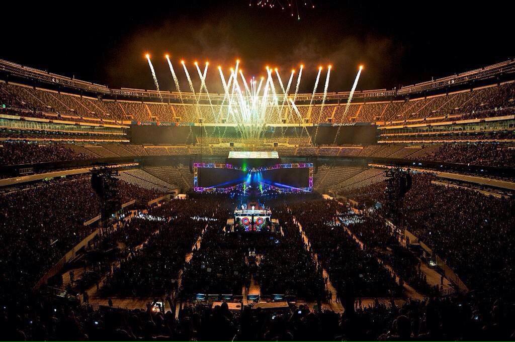 1Daustraliia's tweet photo. rt if you are proud of the boys no matter what, through anything and everything #HereForMusicNOTRumours http://t.co/qB3MivHZET