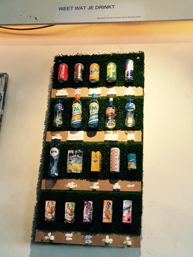 Weet wat je drinkt! <a href="/PhilipMeulen/">Philip Meulenbroek</a> <a href="/DeWijn10/">.</a> de #gezondehockeykantine 😃