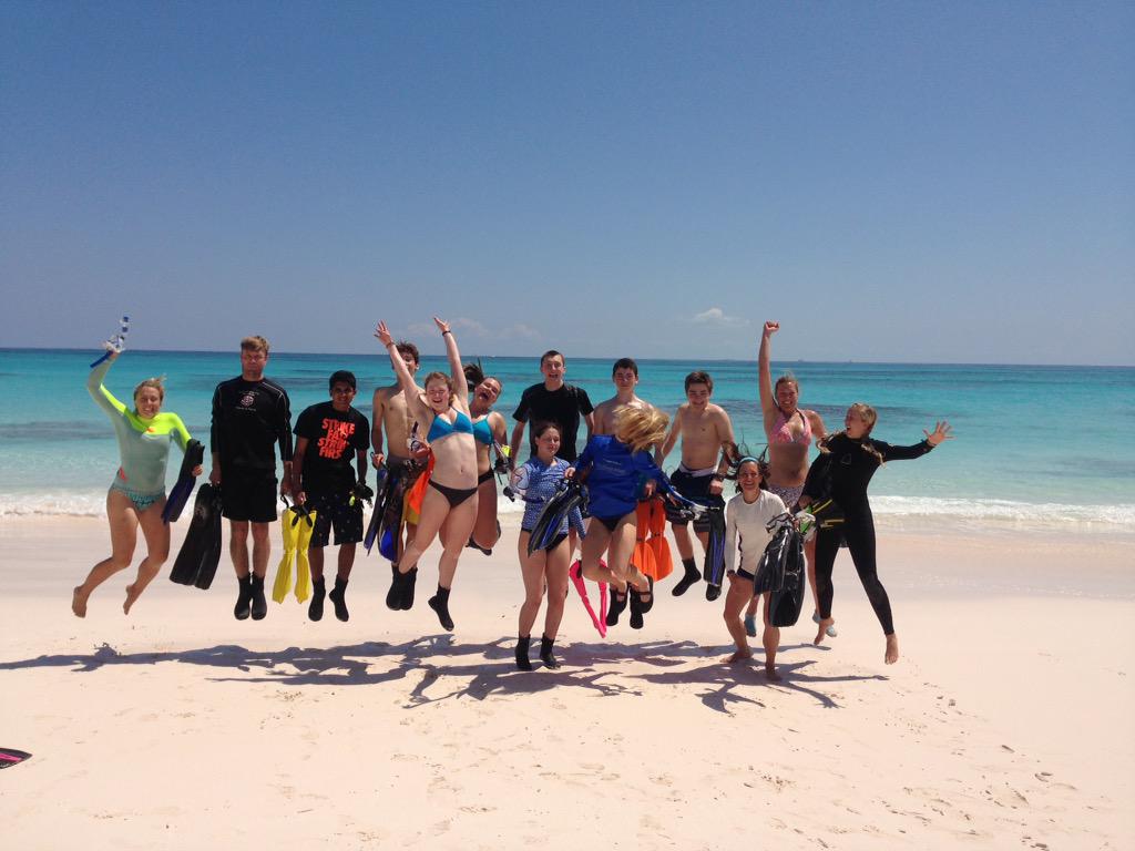 HBBahamas's tweet photo. Lighthouse beach yesterday! aka Paradise 🐠🐬🐚🌺🌴 
Coming home today!! Preparing for our 8 hour layover in Nassau 😳 -KO http://t.co/QJgF1q9bB2