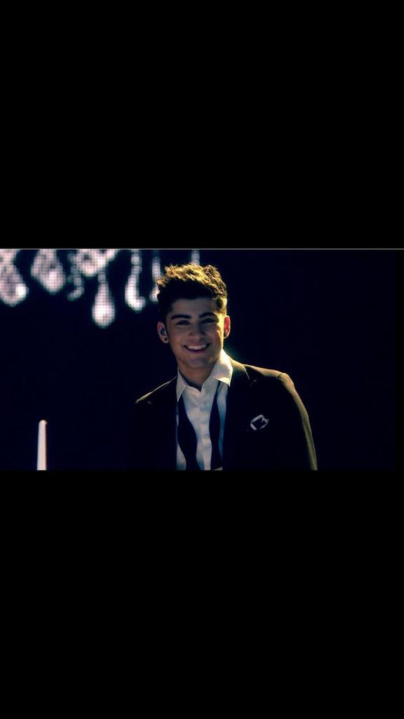 jeon_ctr's tweet photo. Senyum kakak bikin meleleh, ZAYN MALIKKโฅโฅโฅ#UpAllNight #OneDirectionOnNETtv @onedirection @netmediatama http://t.co/JFF17yHx7Q