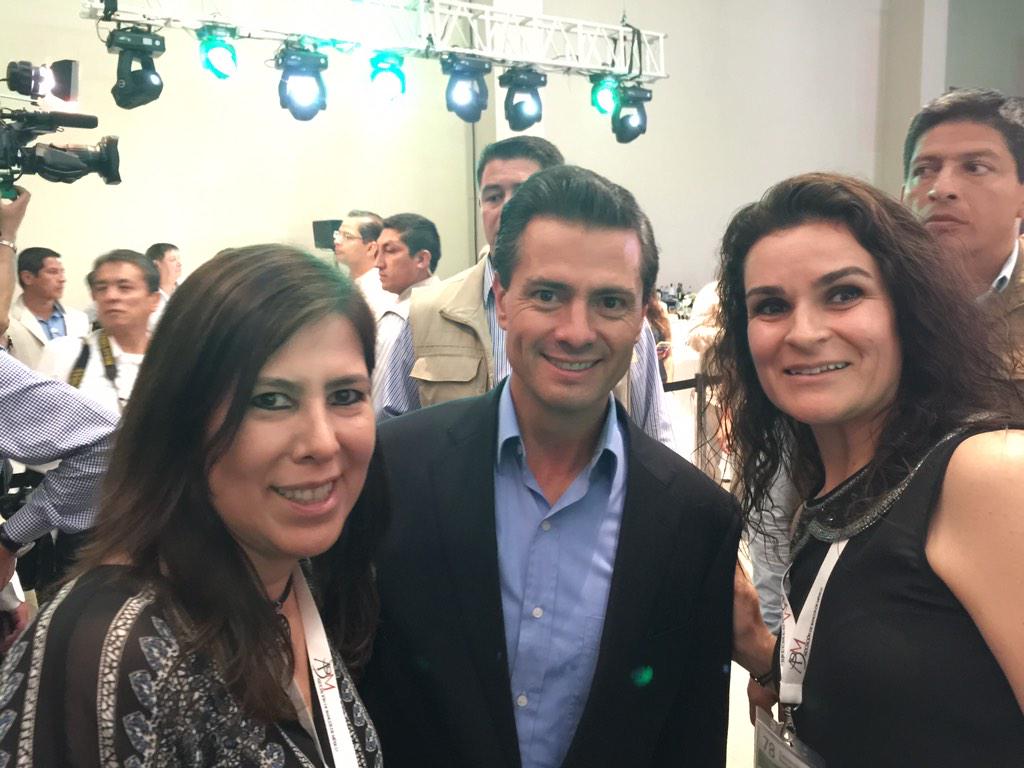 78 Convención Bancaria con <a href="/EPN/">Enrique Peña Nieto</a> <a href="/LVidegaray/">Luis Videgaray Caso</a>