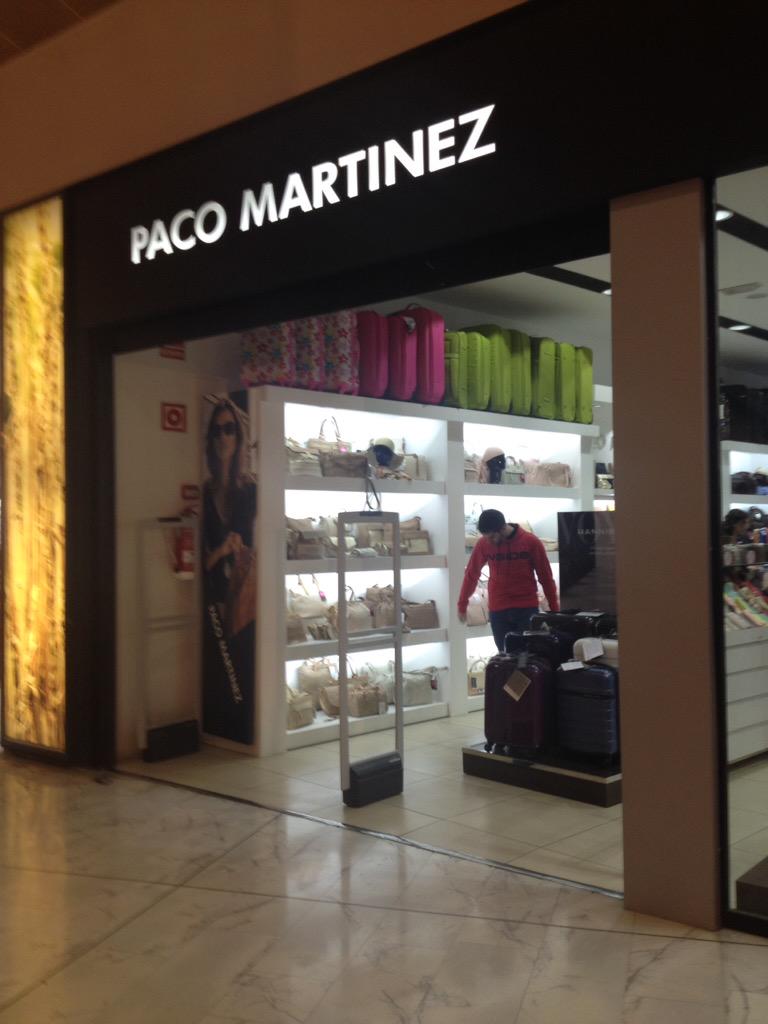 adell_ort's tweet photo. No compre en @PACOMARTINEZcom , mienten, no admiten cambios ni devoluciones. http://t.co/wSsxSBrF2d