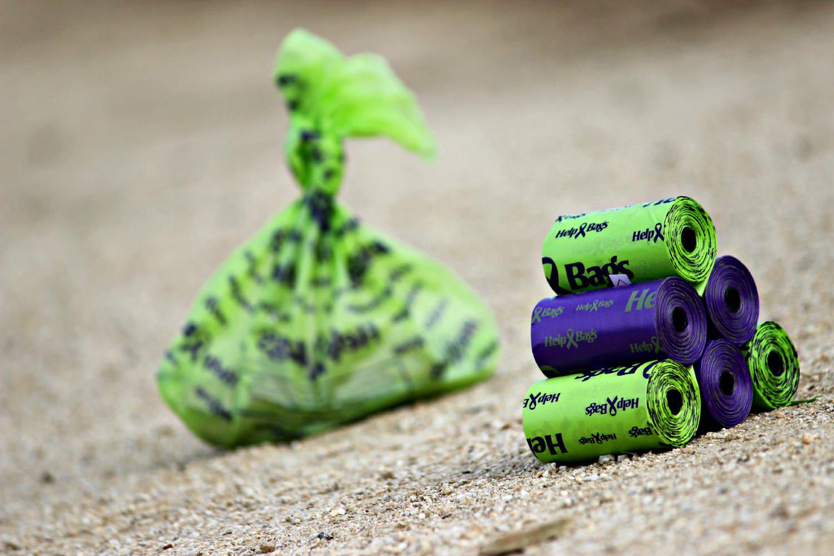 helpbags's tweet photo. Poop bag subscription #helpdogs. Sign up by March 31s w/ "jointhecause" code for 1 free month http://t.co/fdfqBl9eRi http://t.co/WfJMvEnRWm