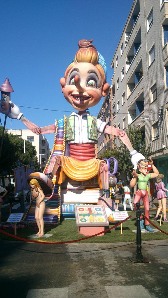 FallaFiliberto's tweet image. Nostres monuments @MalaltdeFalles @act_fallera @veusdefesta @CendraDigital