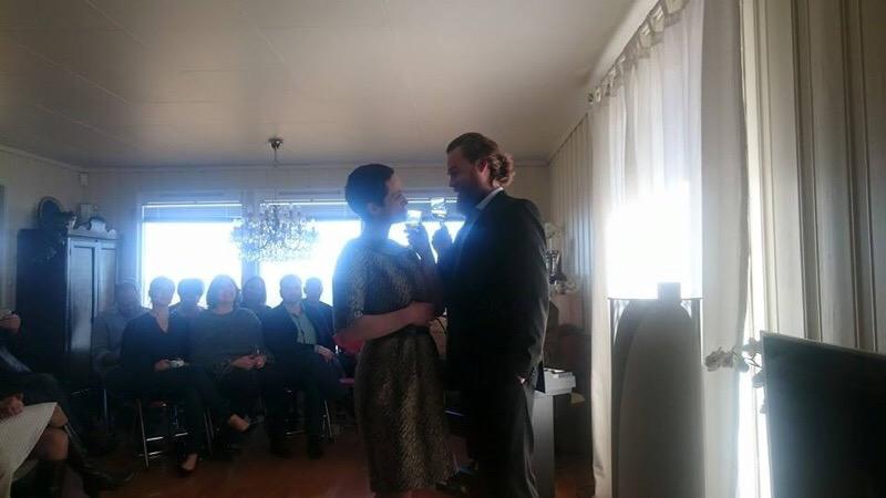 VidarLunden's tweet photo. Stemningsbilde fra gårsdagens @Hos_Deg konsert hos oss! Fantastisk konsept! Takk til LiseGB,KjetilS og IvarAntonW :0) http://t.co/zAkPYreKxY