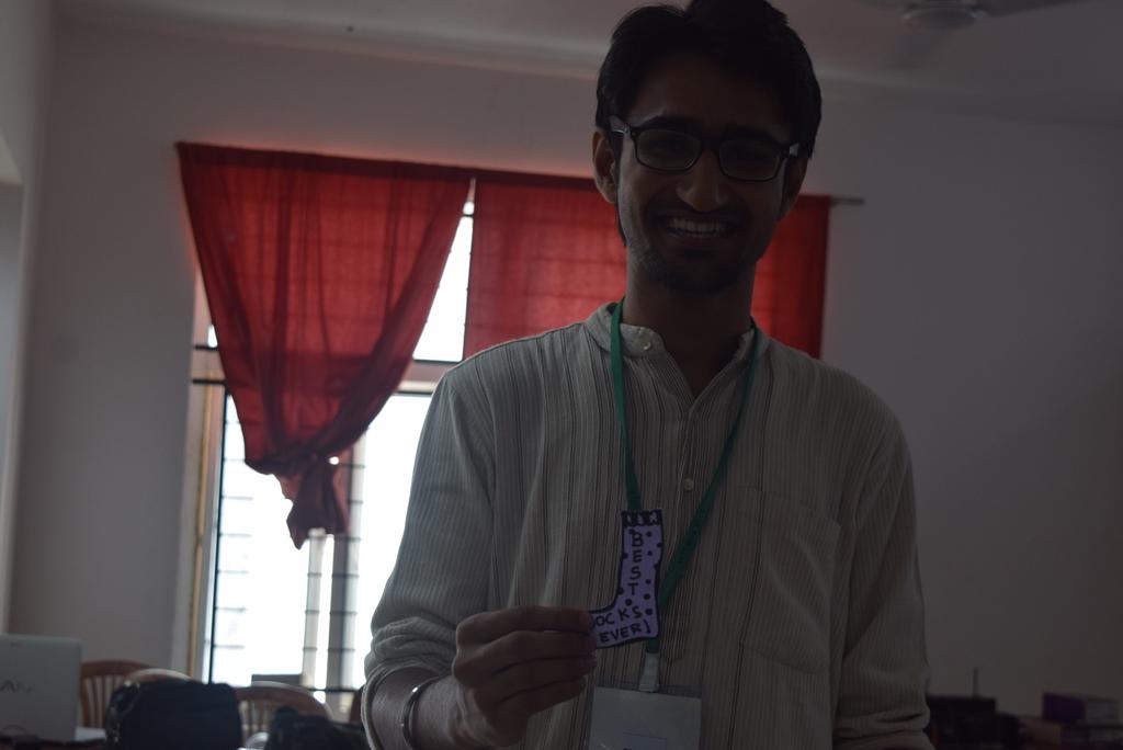 wtovitcmun15's tweet photo. #Senegal got the "Best socks" award..those Willy Wonka socks..:')
#wto #VITCMUN15 http://t.co/bF1U7b0NgC
