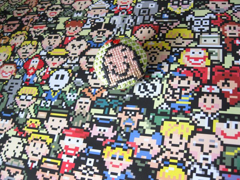 ゆかぴょん Sur Twitter くるみボタンのブローチ Mother2 どせいさん っ ぽえ ん 裏面の金具は接着剤で固定してマステで可愛くカバー 材料費は糸 布 金具類全部で40円ちょっと くるみボタン マザー どせいさん ドット絵 Http T Co Ts5cyynjkr