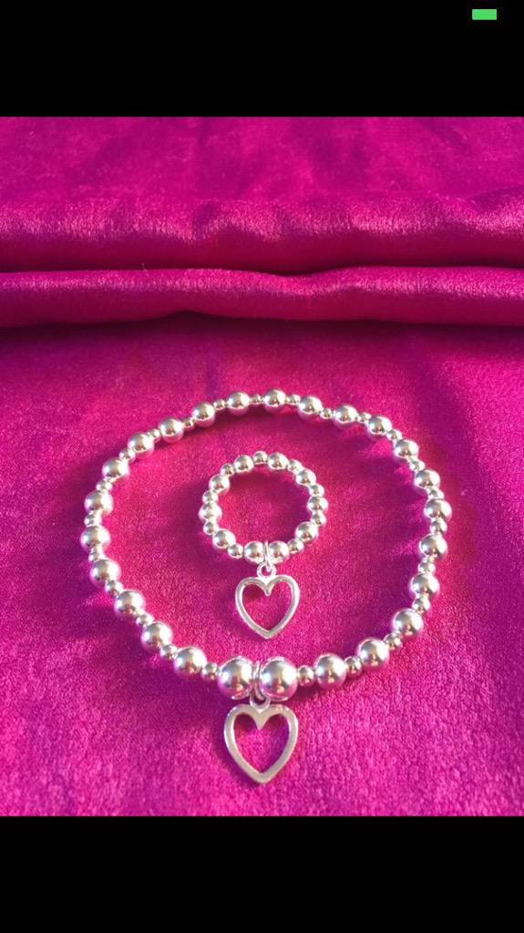 CharmingQuite's tweet image. 