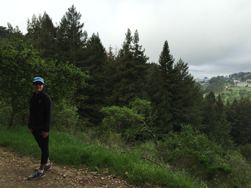 shelmrich's tweet photo. A Sunday morning hike with @Frannydink. Start your morning exercise routine right http://t.co/JUUy0xvAkH