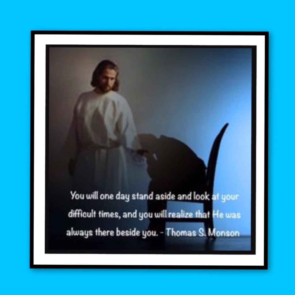 marieosmond's tweet photo. May your Sunday be filled with love and compassion!🙏💋 #happy #Sunday #inspiration #motivation #love #Savior #embrace http://t.co/aNnL1eA3v8