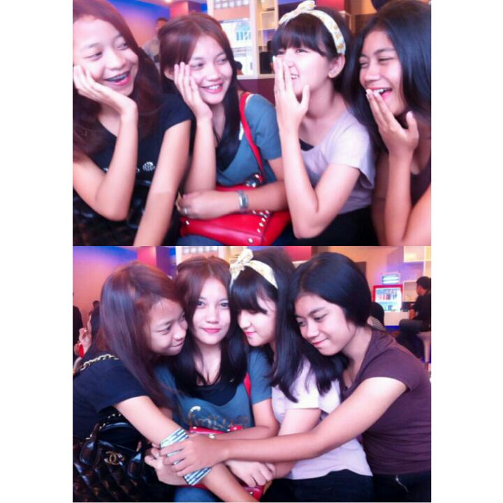 febbytania2's tweet photo. ♥♥ @YasminIndira @vikachairun @SindyAudry_ http://t.co/BoM4SH4txw