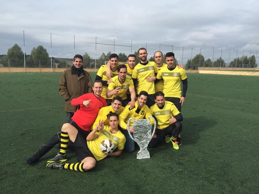 Campeoooooones de la primera faseeeee! FORZA MALAS LENGUAS