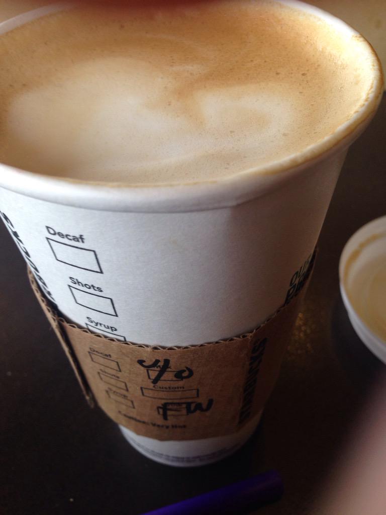 BiddyBites's tweet photo. Excellent velvety foam on my grande 2% #flatwhite @Starbucks #0biddies http://t.co/kUoTMxyMv0