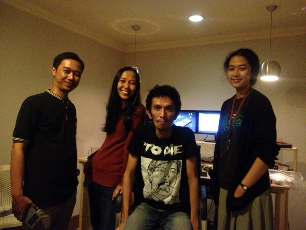 hashasta's tweet image. Teman hebatku, charlie, denny, lanny frau