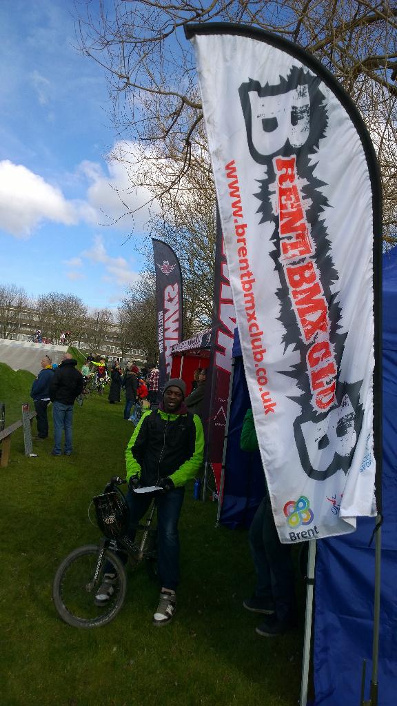 LondonBMXUK's tweet photo. #LDNBMXSeries RND1 @PeckhamBMXClub - great talent on show from all ovr the UK - @UncleBuckBMX @DJckFlash on the mics http://t.co/uQlss5VL3d