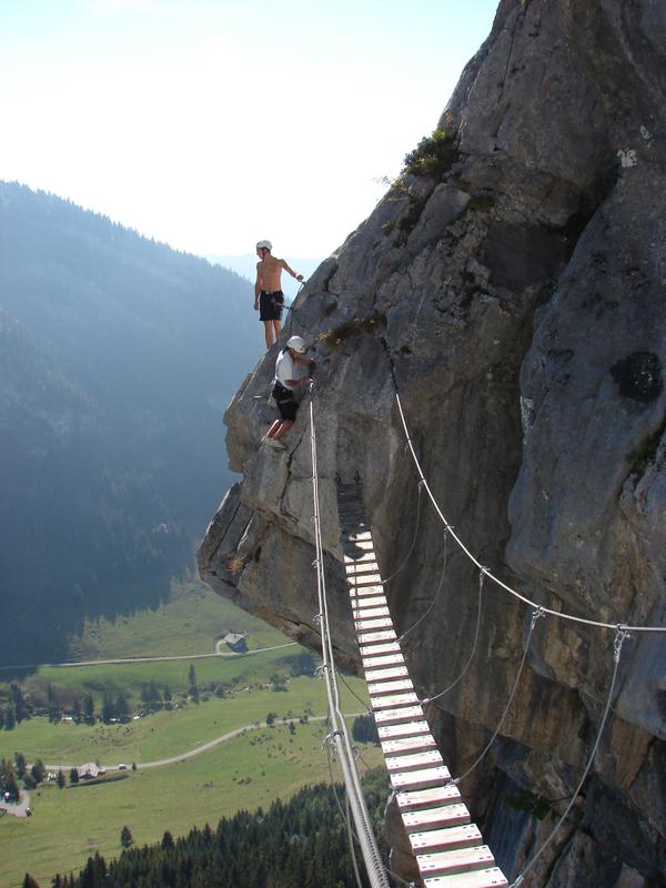 ThisIsARebirth's tweet photo. The brave don't live forever.. but the cautious don't live at all. Take some #Risk this week. #prepareformonday http://t.co/kARiyuJVad