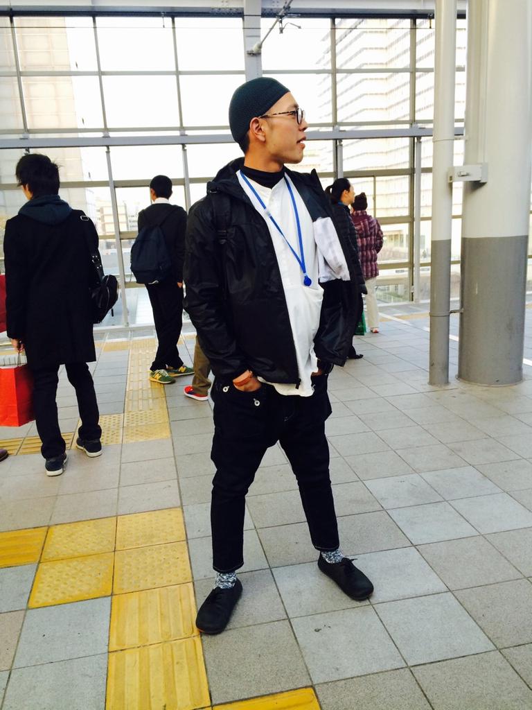 1Sorame's tweet photo. これは何をしているのでしょうか！？w http://t.co/wyai8NvHr6