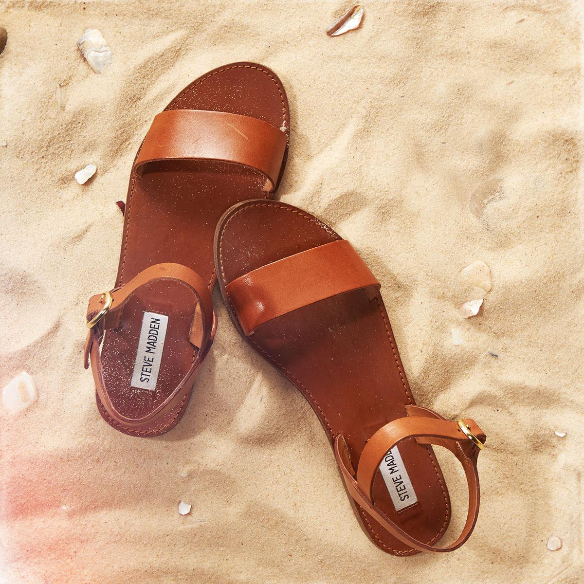 steve madden diamond sandals
