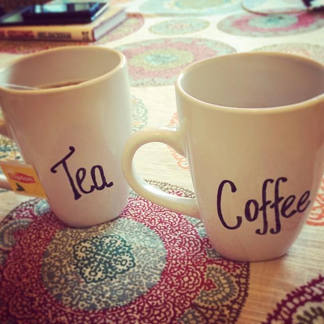 ETLCblog's tweet photo. His and Hers Sunday morning drinks. βοΈππ΅#teamtea #greentea #coffee #diy #sharpiemugs #sundayfunday #detox http://t.co/5aIKvkF8RM